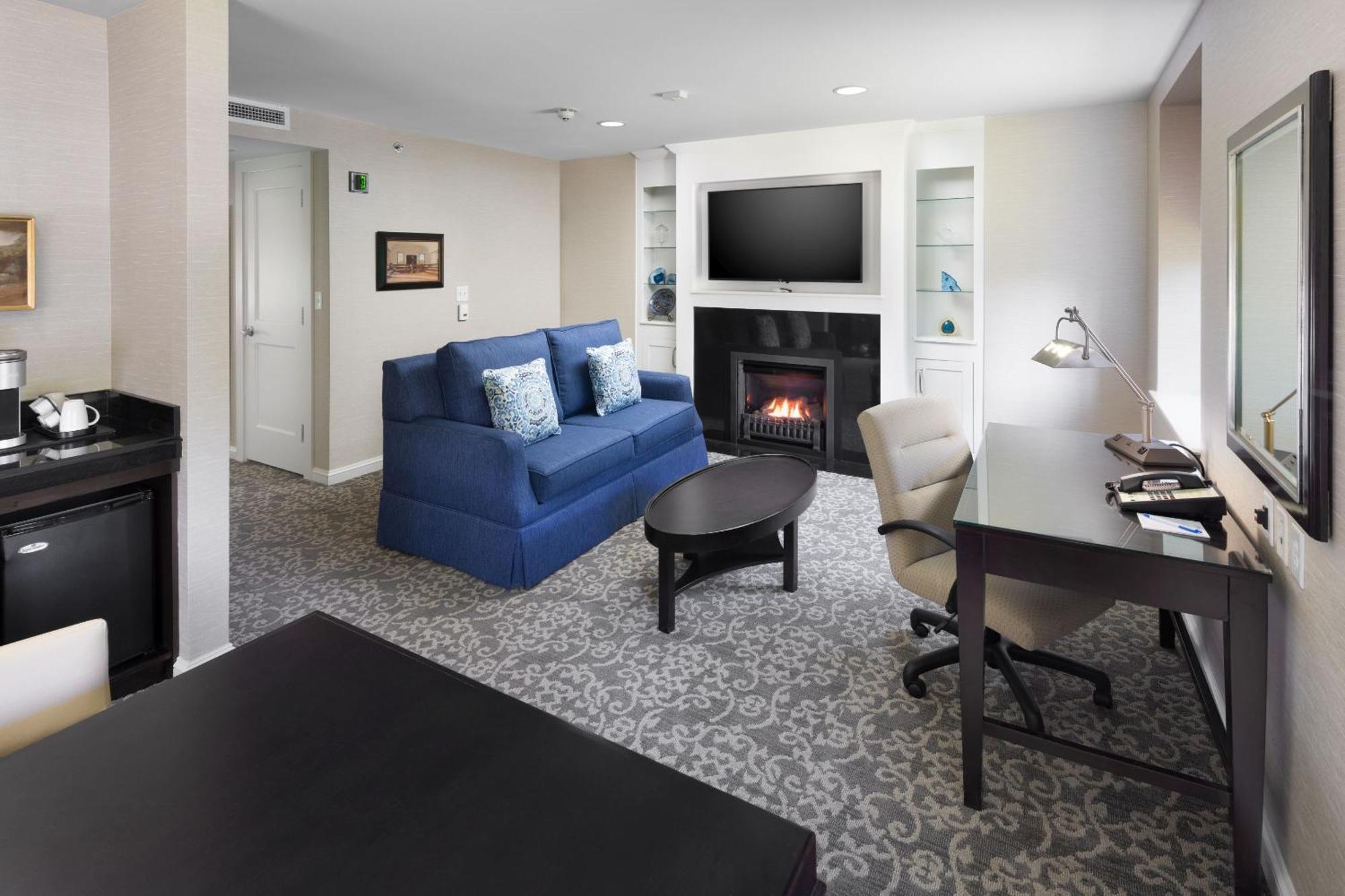 Andover Inn 외부 사진