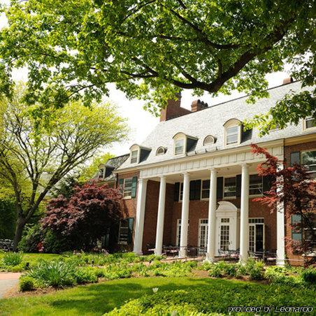 Andover Inn 외부 사진